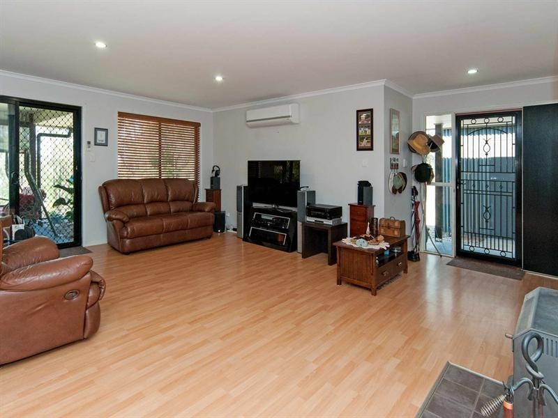 80 Mackenzie Lane, Redbank Creek QLD 4312