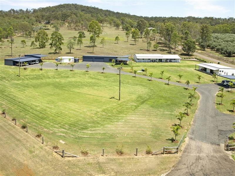 15 Graves Road, Esk QLD 4312