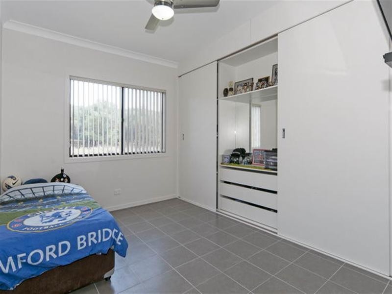 15 Graves Road, Esk QLD 4312