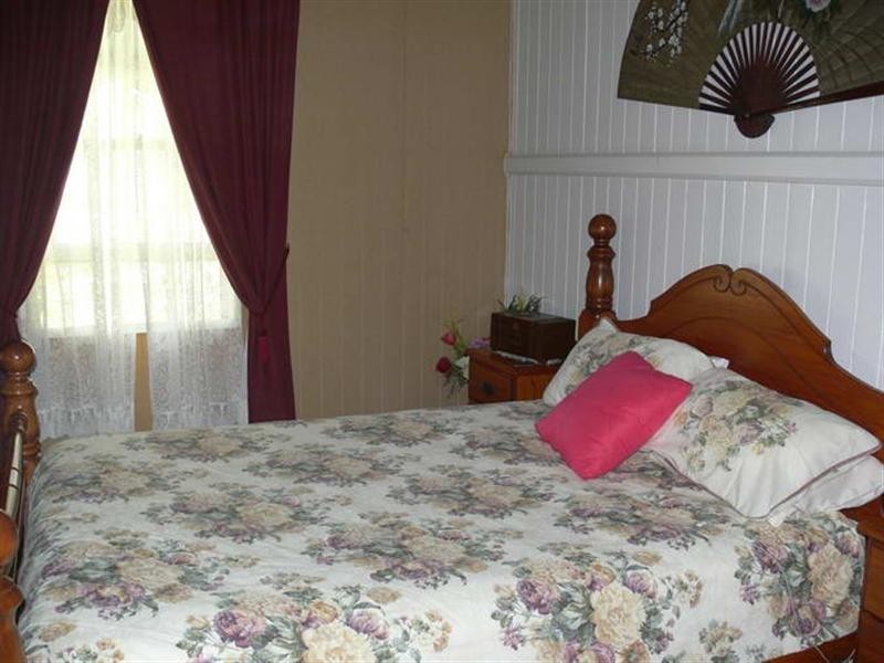 Cressbrook QLD 4313