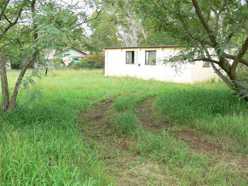 31 Middle Street, Esk QLD 4312