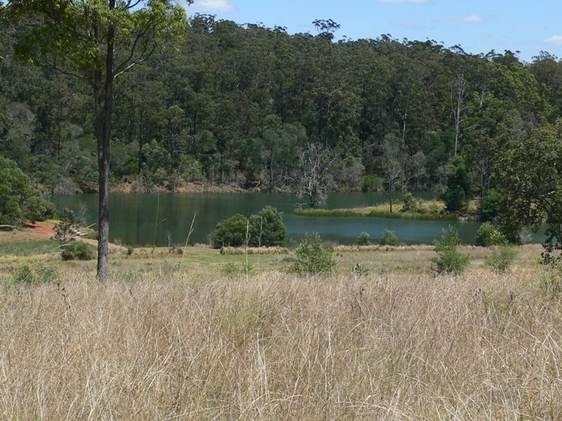 227 Cherry Creek Road, Blackbutt QLD 4306