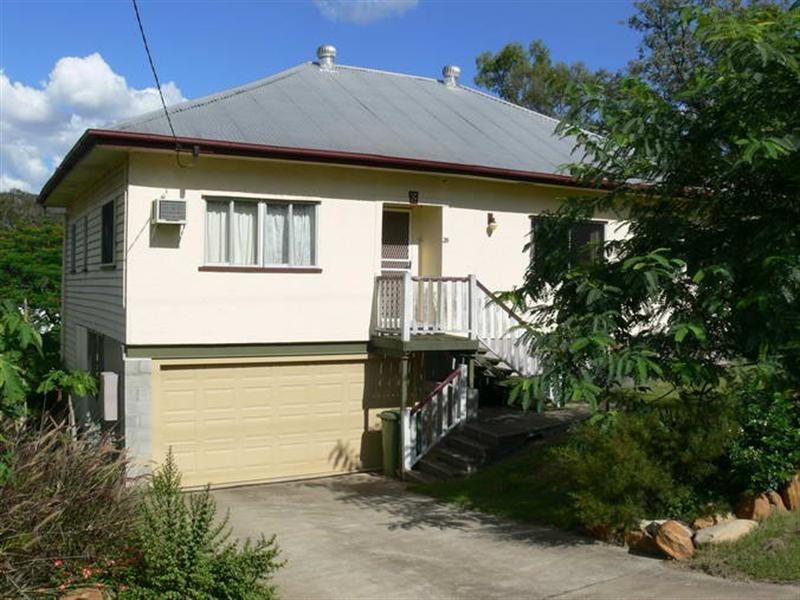 28 Mack Street, Esk QLD 4312