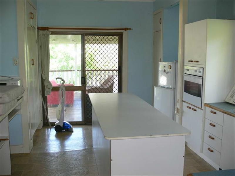 28 Mack Street, Esk QLD 4312