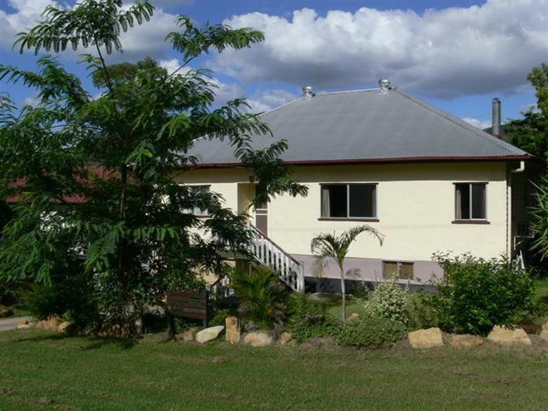 28 Mack Street, Esk QLD 4312