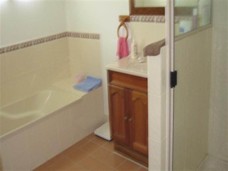 44 Barbour Street, Esk QLD 4312