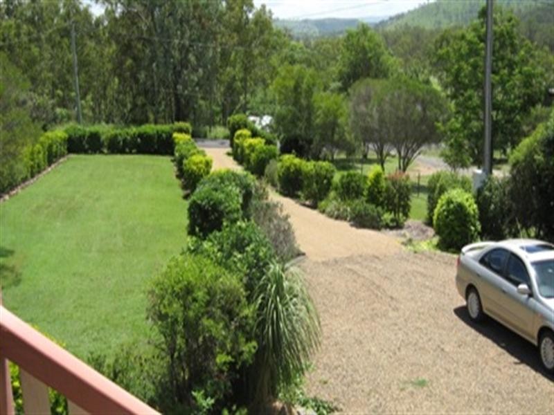 44 Barbour Street, Esk QLD 4312