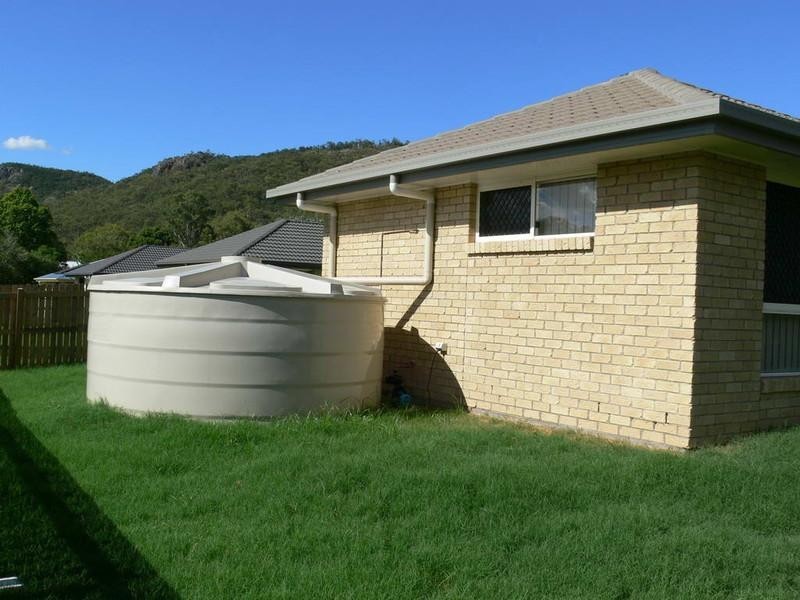 39 Middle Street, Esk QLD 4312