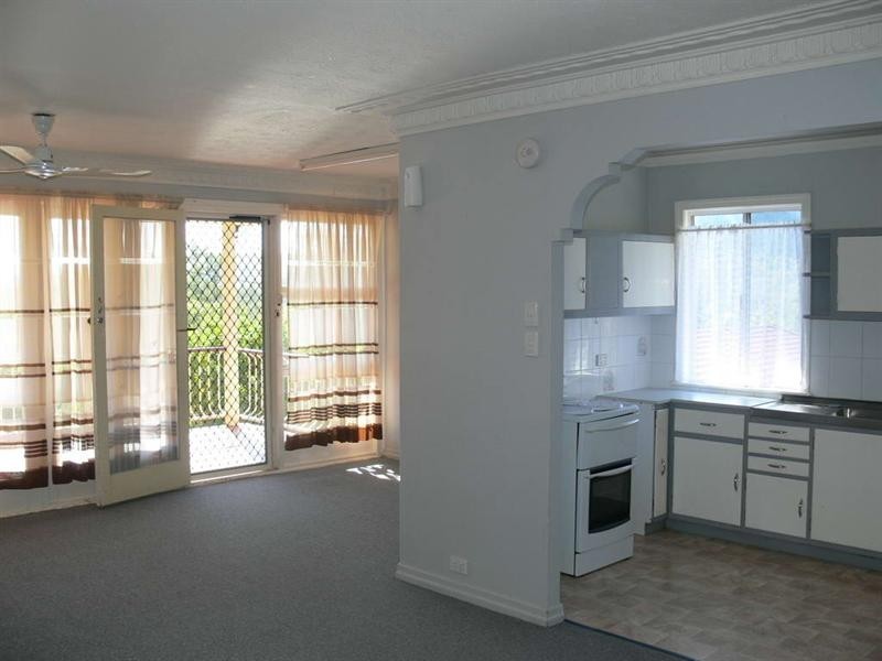 42 Barbour Street, Esk QLD 4312