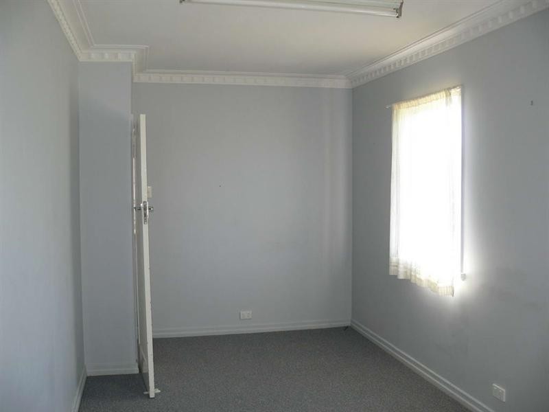 42 Barbour Street, Esk QLD 4312