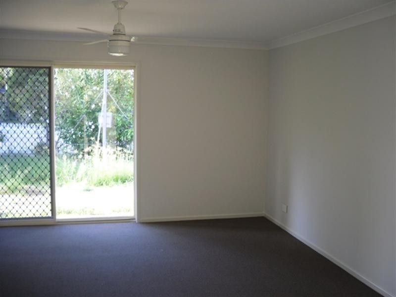 25 Edward Street, Esk QLD 4312