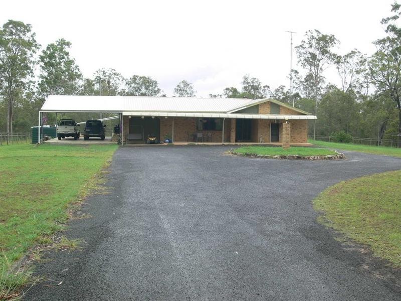 525 Willaura Drive, Mount Hallen QLD 4312