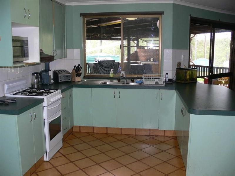 525 Willaura Drive, Mount Hallen QLD 4312