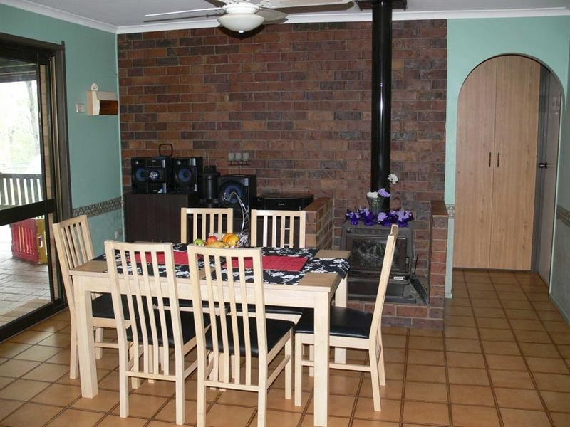 525 Willaura Drive, Mount Hallen QLD 4312