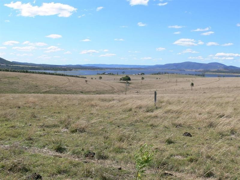 162 Paddy Gully Road, Glen Esk QLD 4312