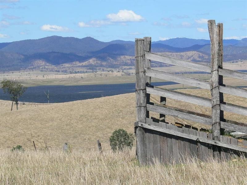 162 Paddy Gully Road, Glen Esk QLD 4312