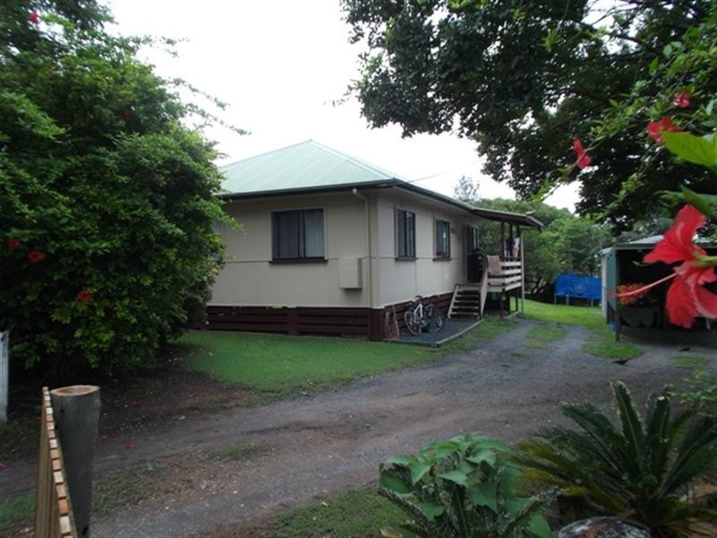 15 Elizabeth Street, Esk QLD 4312