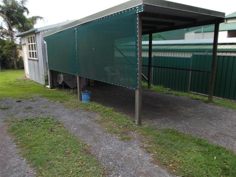 15 Elizabeth Street, Esk QLD 4312