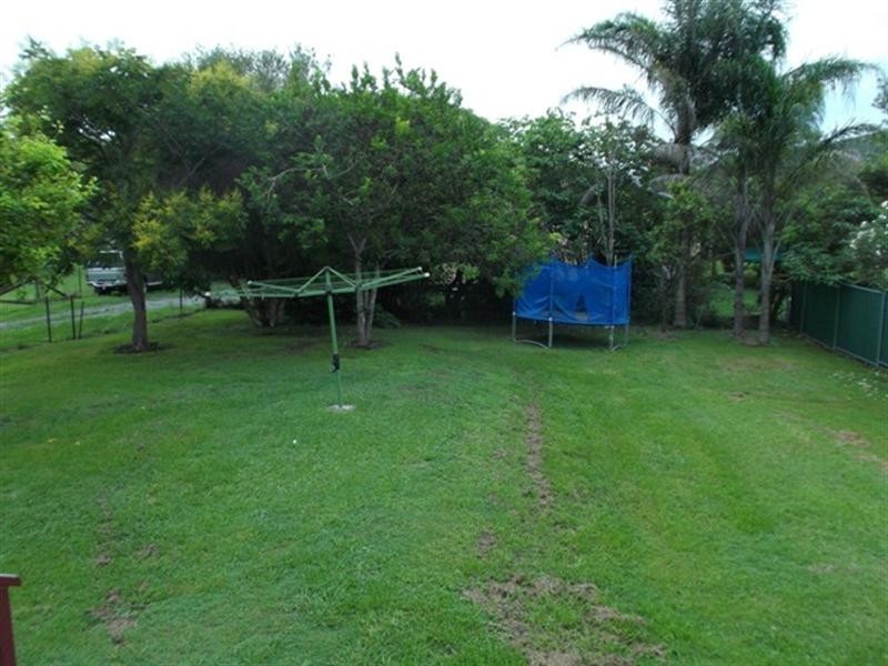 15 Elizabeth Street, Esk QLD 4312