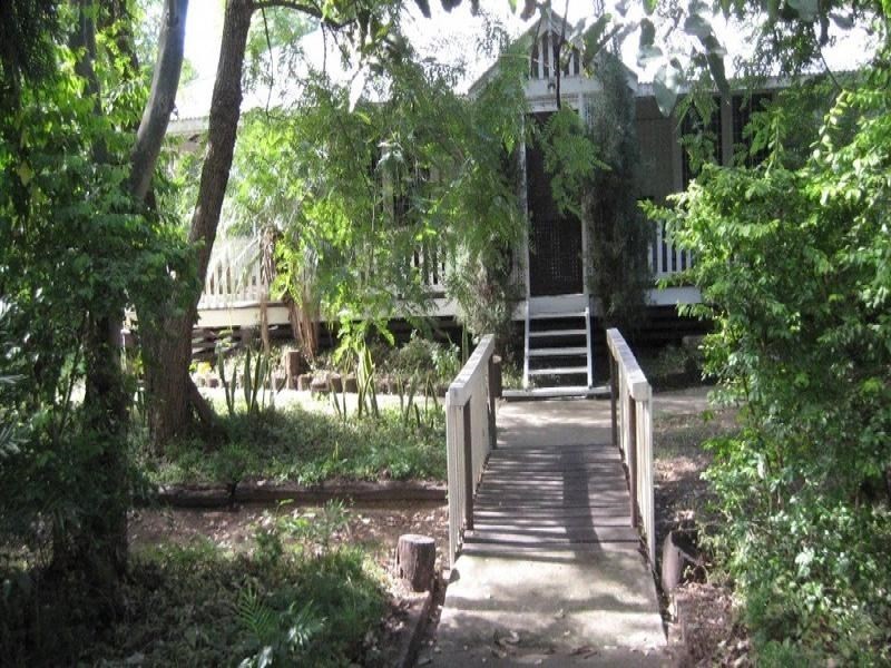 40 Creek Street, Esk QLD 4312