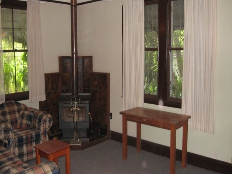 40 Creek Street, Esk QLD 4312