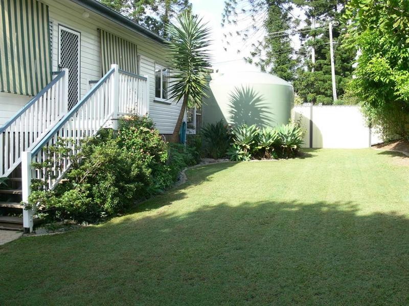 23 South Street, Esk QLD 4312