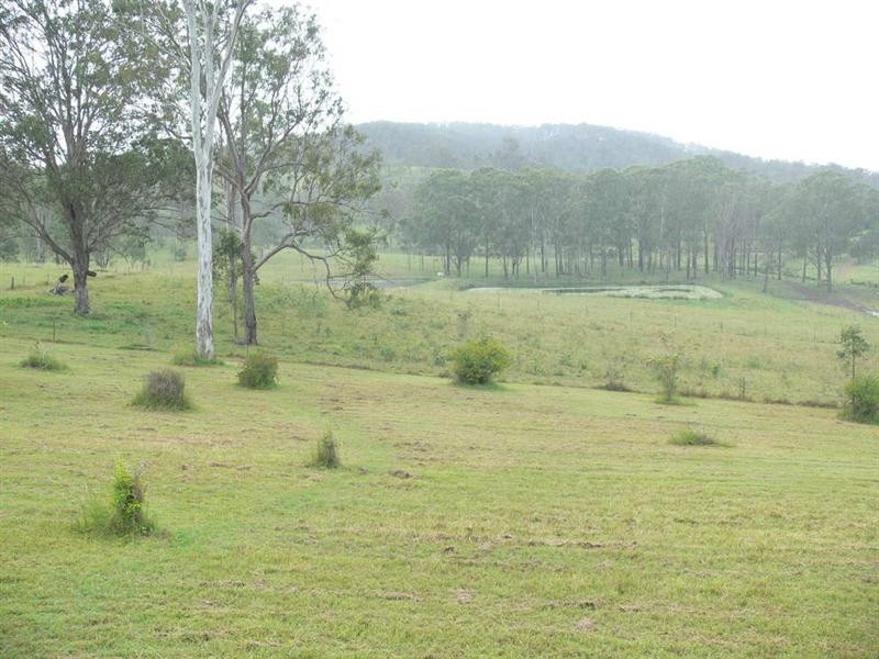 672 Esk Crows Nest Road, Biarra QLD 4313