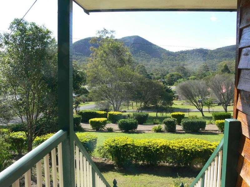 46 Barbour Street, Esk QLD 4312