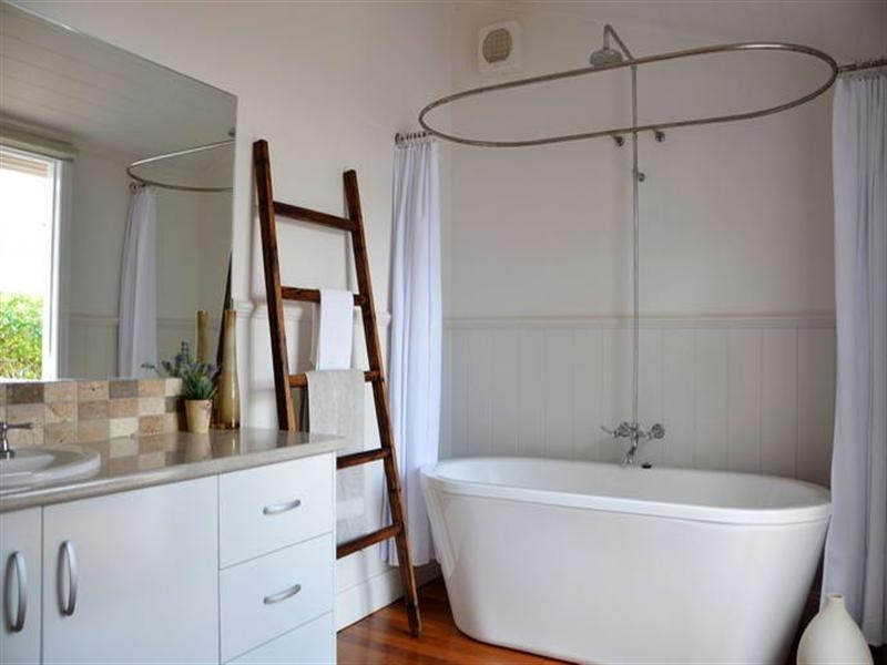 2 South Street, Esk QLD 4312