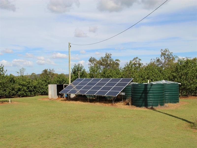 8 Graves Road, Redbank Creek QLD 4312