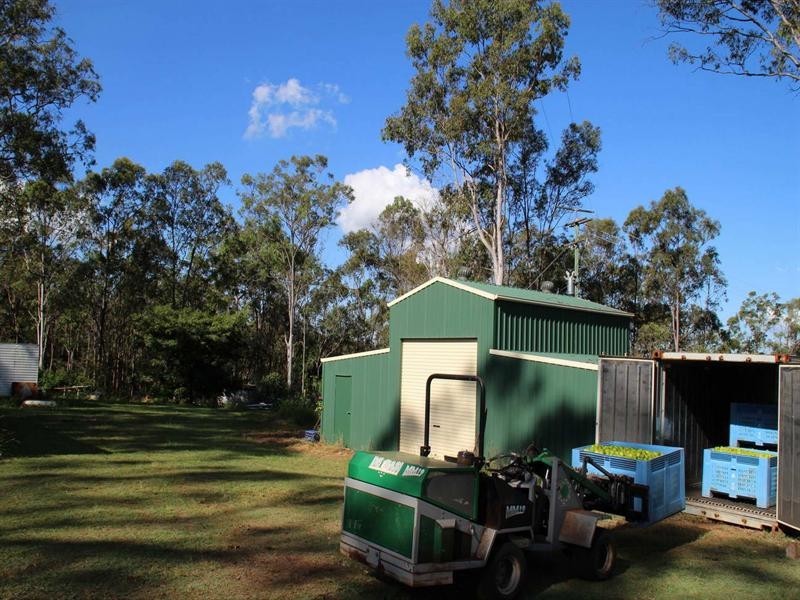 8 Graves Road, Redbank Creek QLD 4312