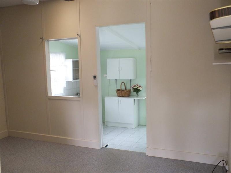 3 Factory Lane, Toogoolawah QLD 4313