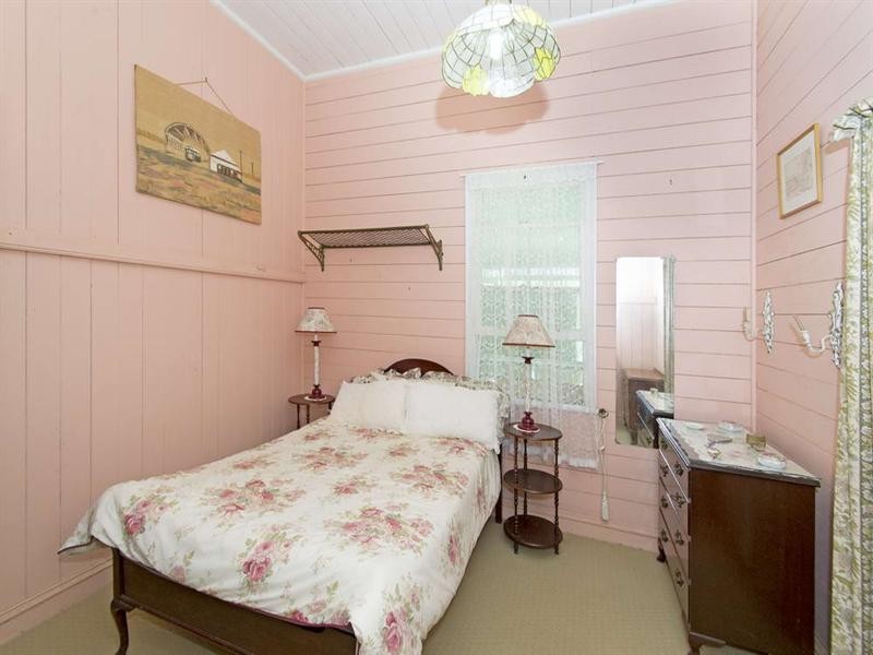 11 Richard Street, Esk QLD 4312