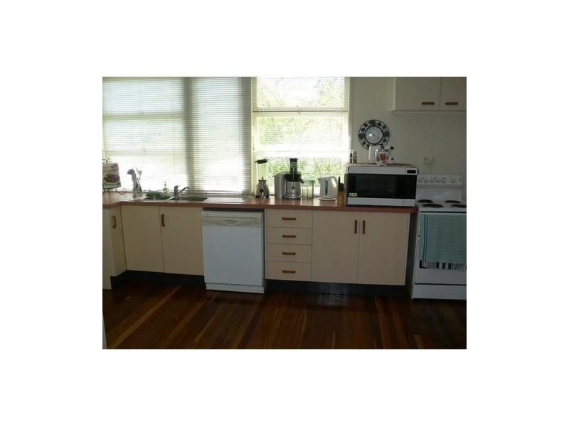 1/17 Barbour Street, Esk QLD 4312