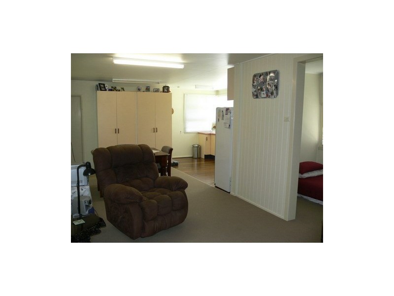 1/17 Barbour Street, Esk QLD 4312