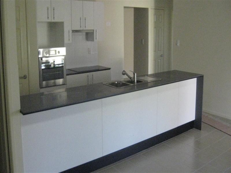 Unit 2/17 Barbour Street, Esk QLD 4312