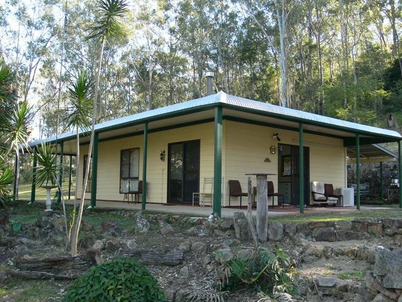 64 Outlook Drive, Esk QLD 4312