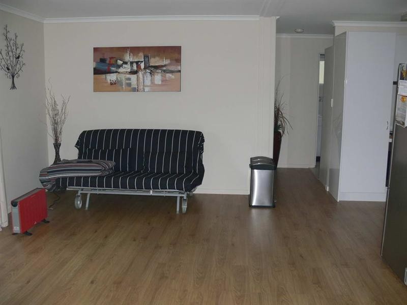 34 South Street, Esk QLD 4312