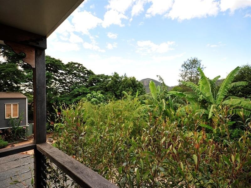 69 Highland Street, Esk QLD 4312