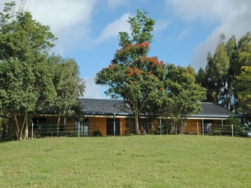 8 Killen Falls Drive, Tintenbar NSW 2478