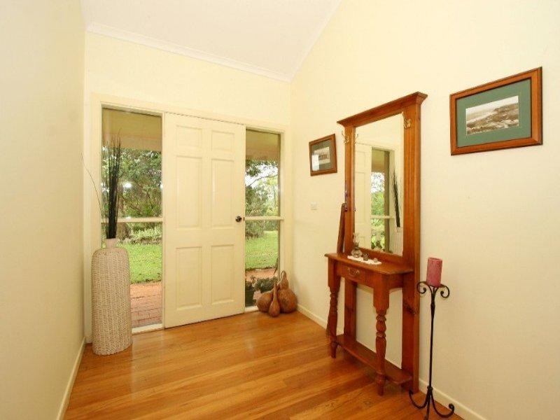 8 Killen Falls Drive, Tintenbar NSW 2478