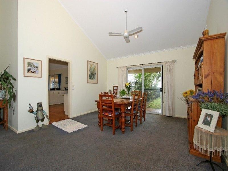8 Killen Falls Drive, Tintenbar NSW 2478