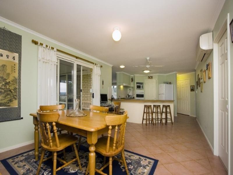 44 Whispering Valley Drive, Richmond Hill NSW 2480