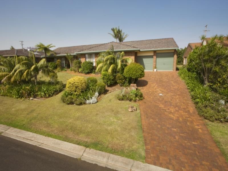 15 Valley Drive, Alstonville NSW 2477