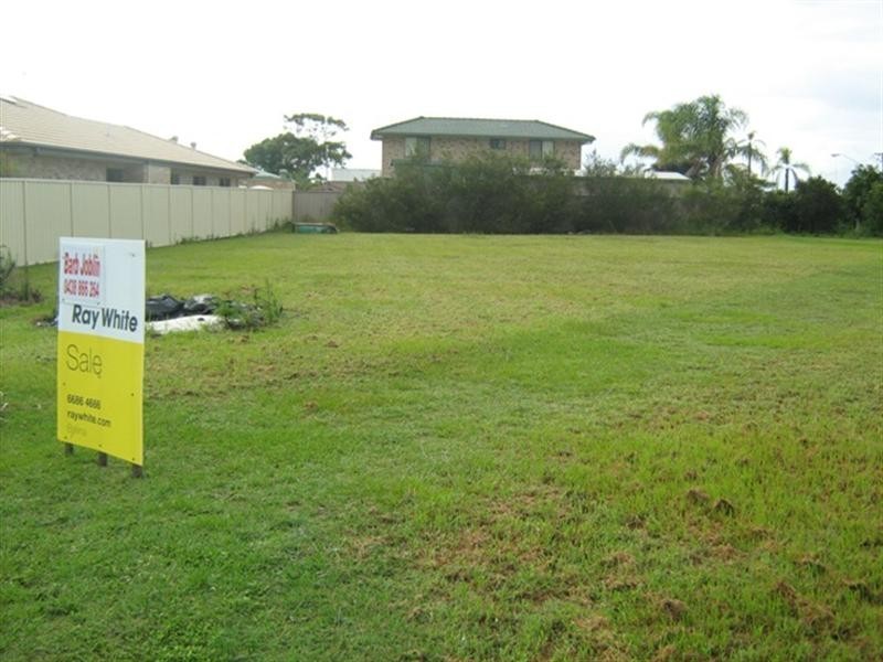 4 Palm Place, Evans Head NSW 2473