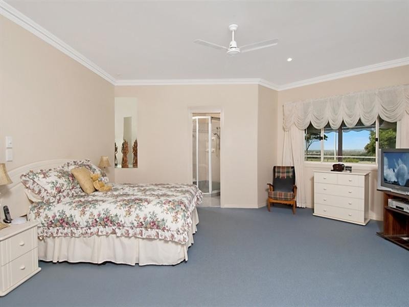 4 Perry Place, Cumbalum NSW 2478