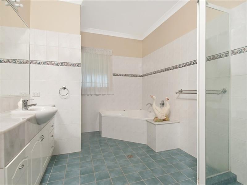 4 Perry Place, Cumbalum NSW 2478