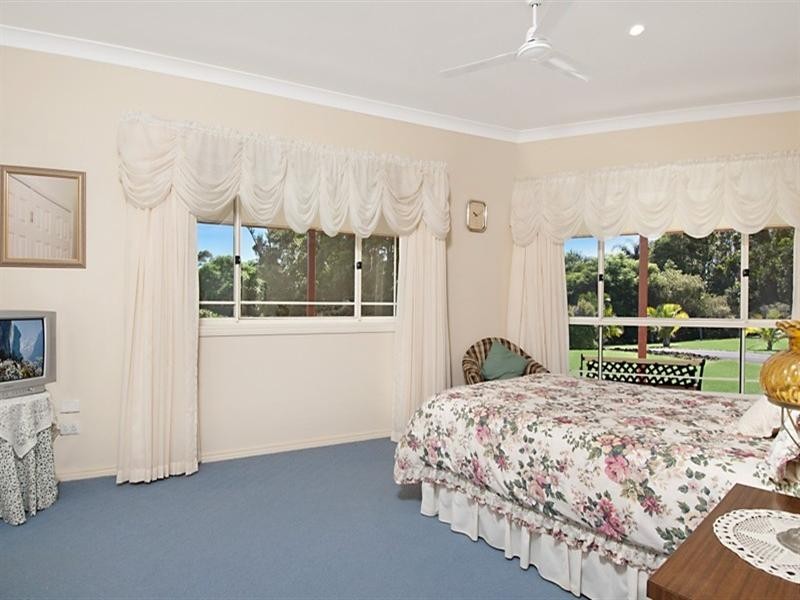 4 Perry Place, Cumbalum NSW 2478