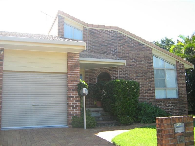 4 Loedna Place, Lennox Head NSW 2478