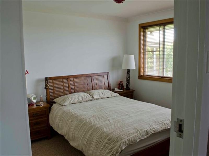 1037 Tamarind Drive, Tintenbar NSW 2478